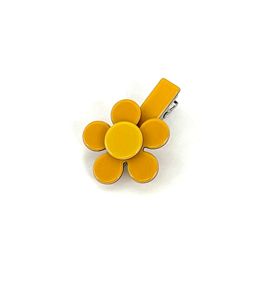 Daisy flower - Tangerine yellow